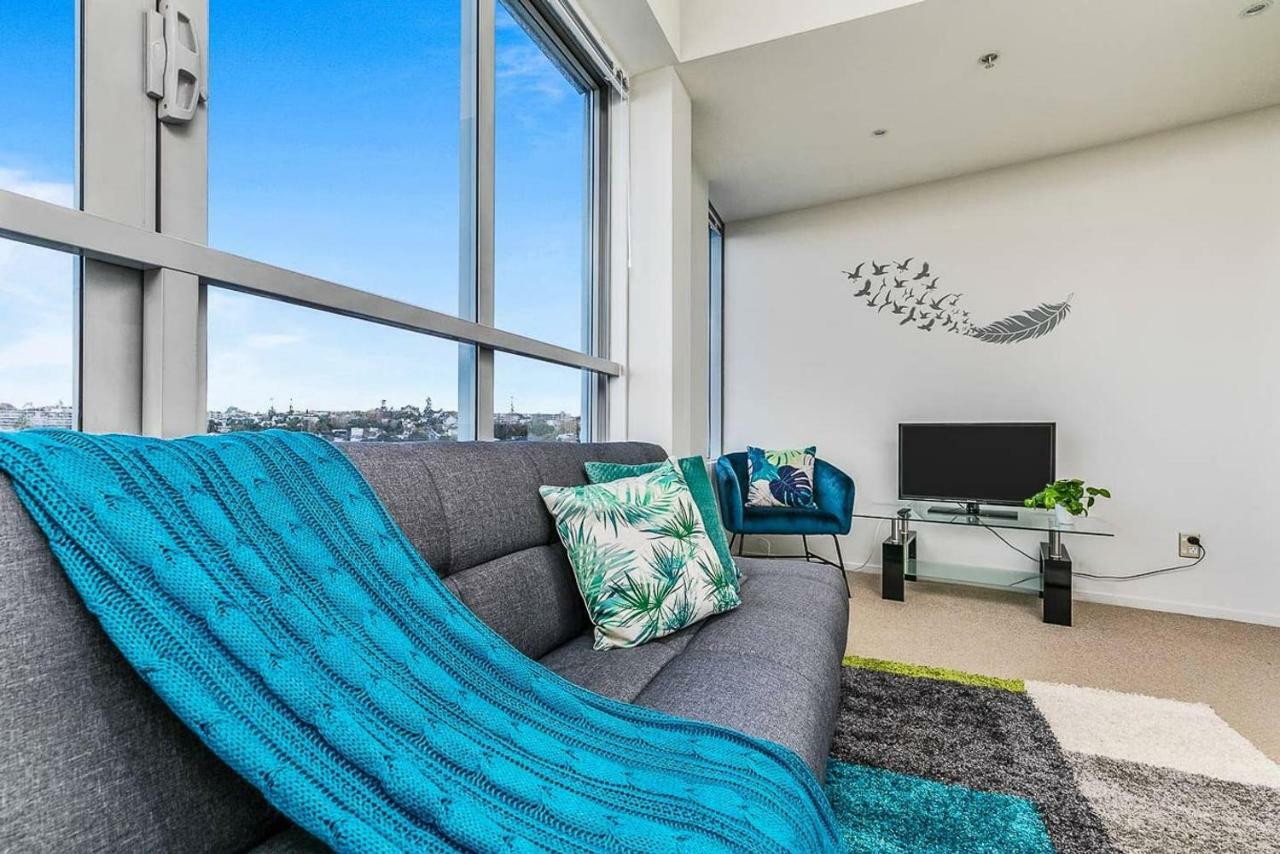 One Bedroom Apartment - Pool, Gym & Tennis Courts! Auckland Exterior photo